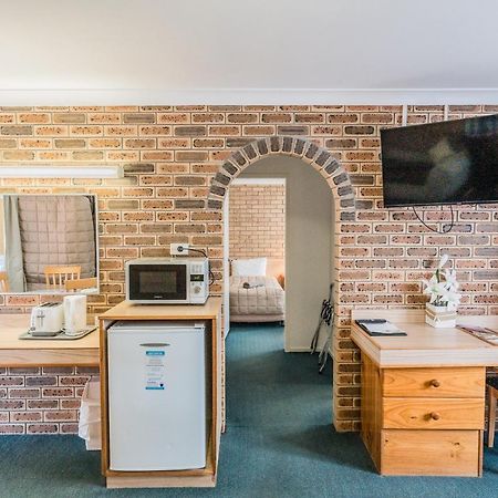 Settlers Motor Inn Тентърфилд Екстериор снимка