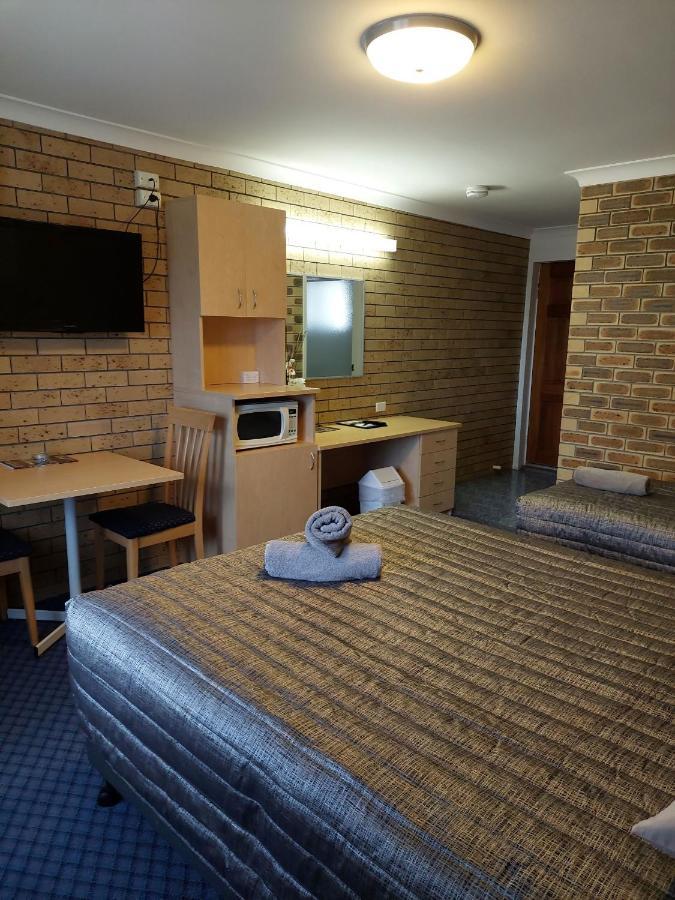 Settlers Motor Inn Тентърфилд Екстериор снимка