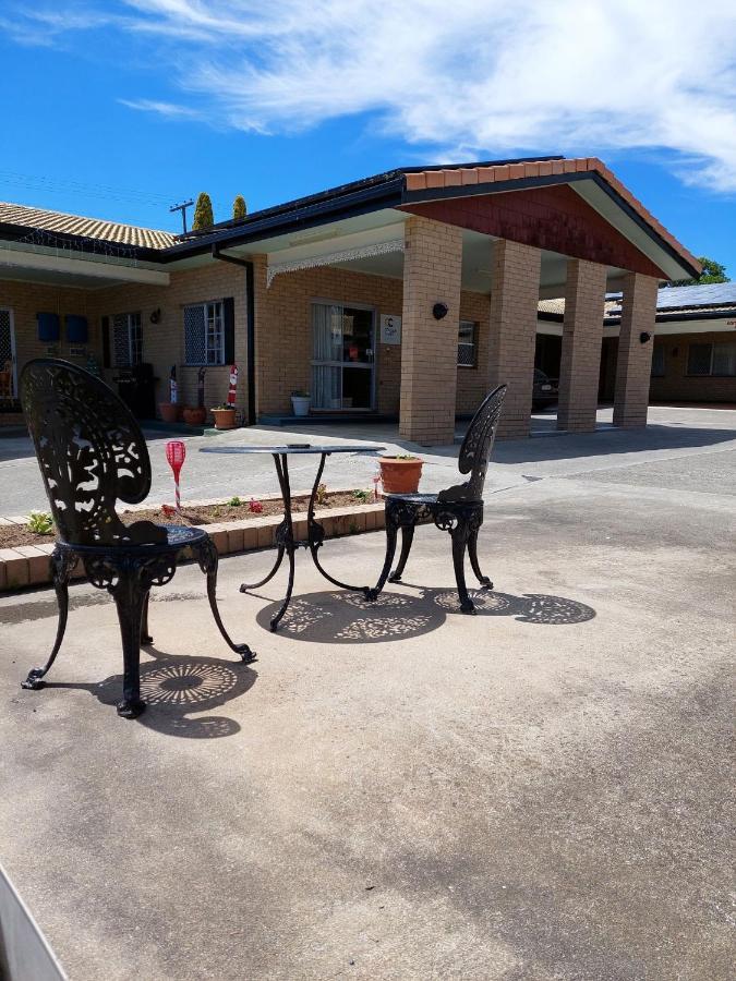 Settlers Motor Inn Тентърфилд Екстериор снимка
