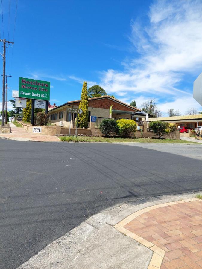 Settlers Motor Inn Тентърфилд Екстериор снимка