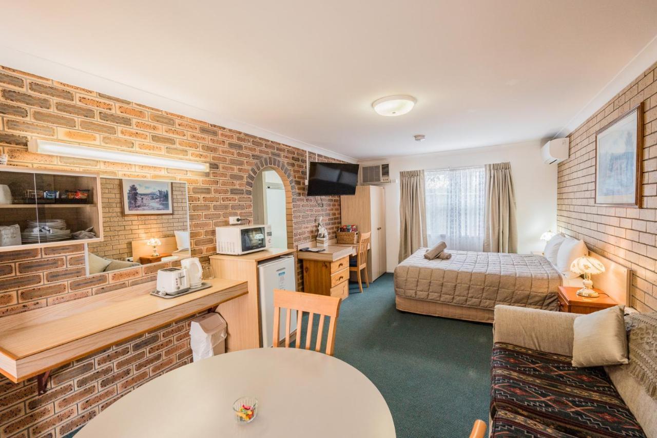 Settlers Motor Inn Тентърфилд Екстериор снимка