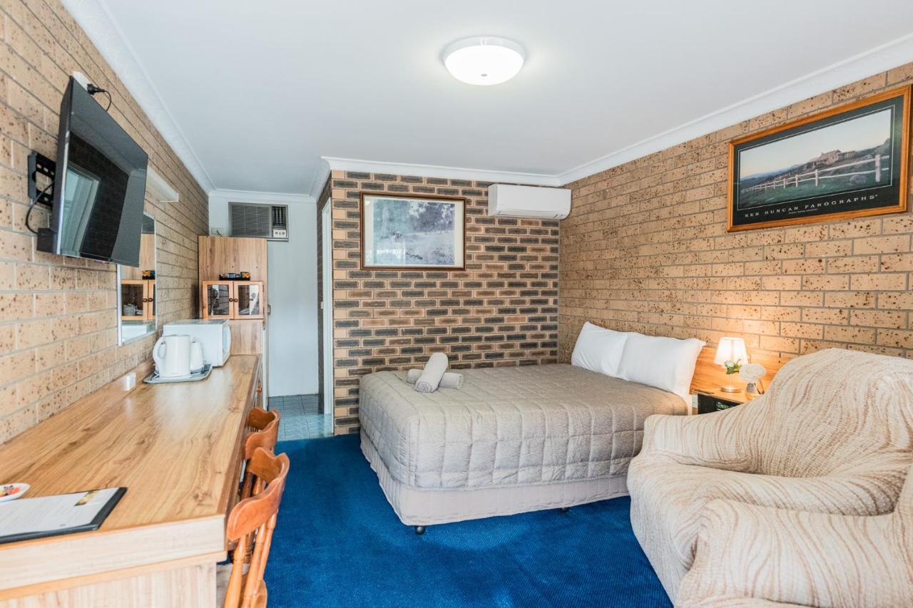 Settlers Motor Inn Тентърфилд Екстериор снимка