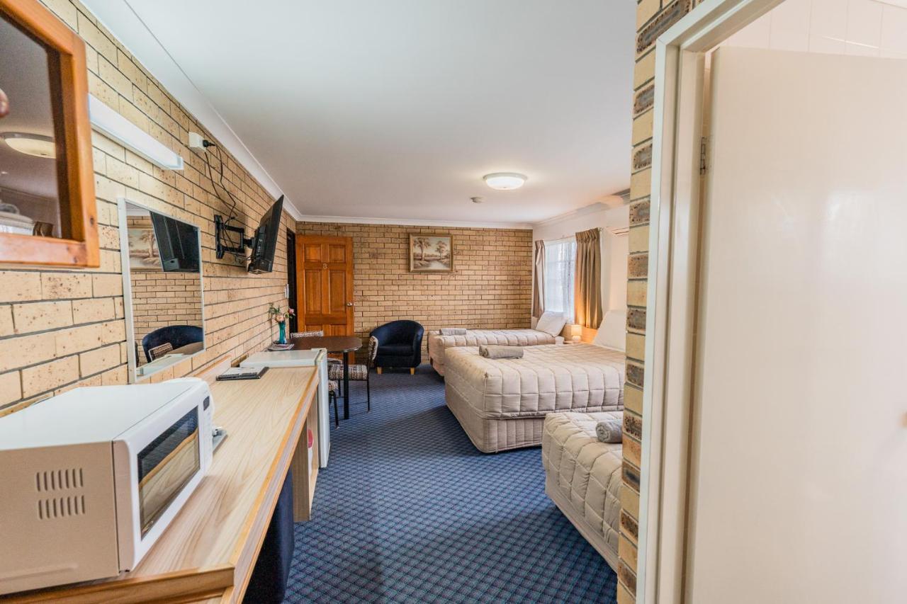 Settlers Motor Inn Тентърфилд Екстериор снимка
